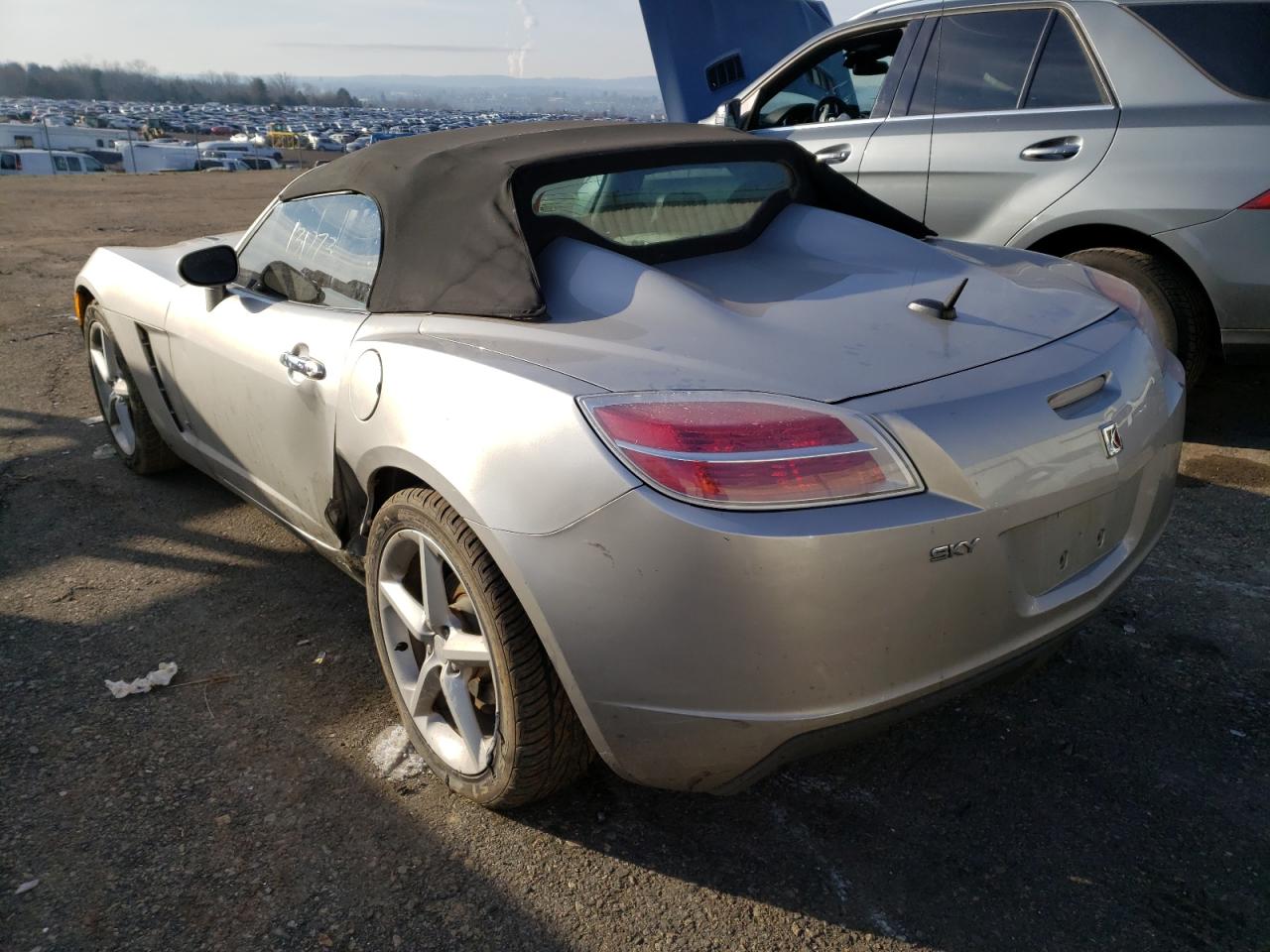 Photo 3 from auction – 2007 SATURN SKY with VIN 1G8MB35B17Y102081
