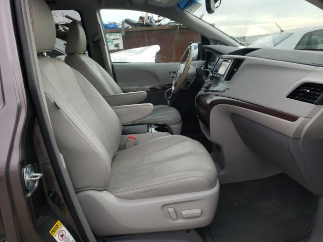 Photo 5 from auction – 2013 TOYOTA SIENNA XLE with VIN 5TDYK3DC5DS286465