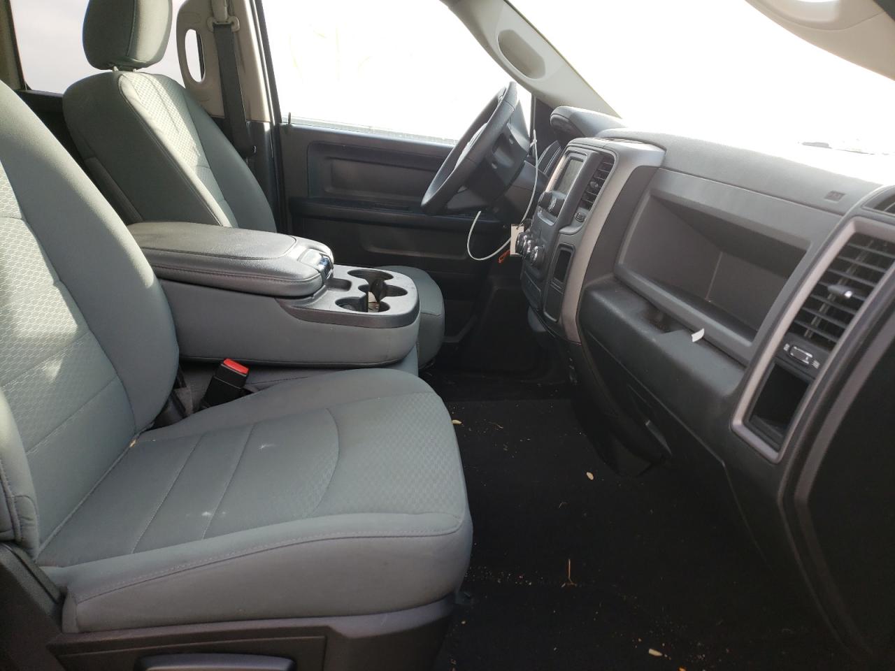 Foto 5 de la subasta – 2019 RAM 1500 CLASS con VIN 1C6RR6FG4KS555438