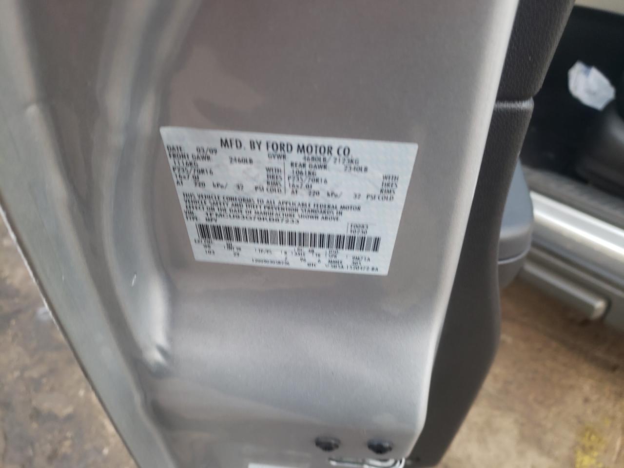 Photo 10 from auction – 2009 FORD ESCAPE XLT with VIN 1FMCU93G79KB87233