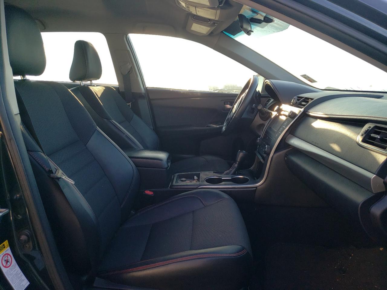 Photo 5 from auction – 2016 TOYOTA CAMRY LE with VIN 4T1BF1FK5GU218648
