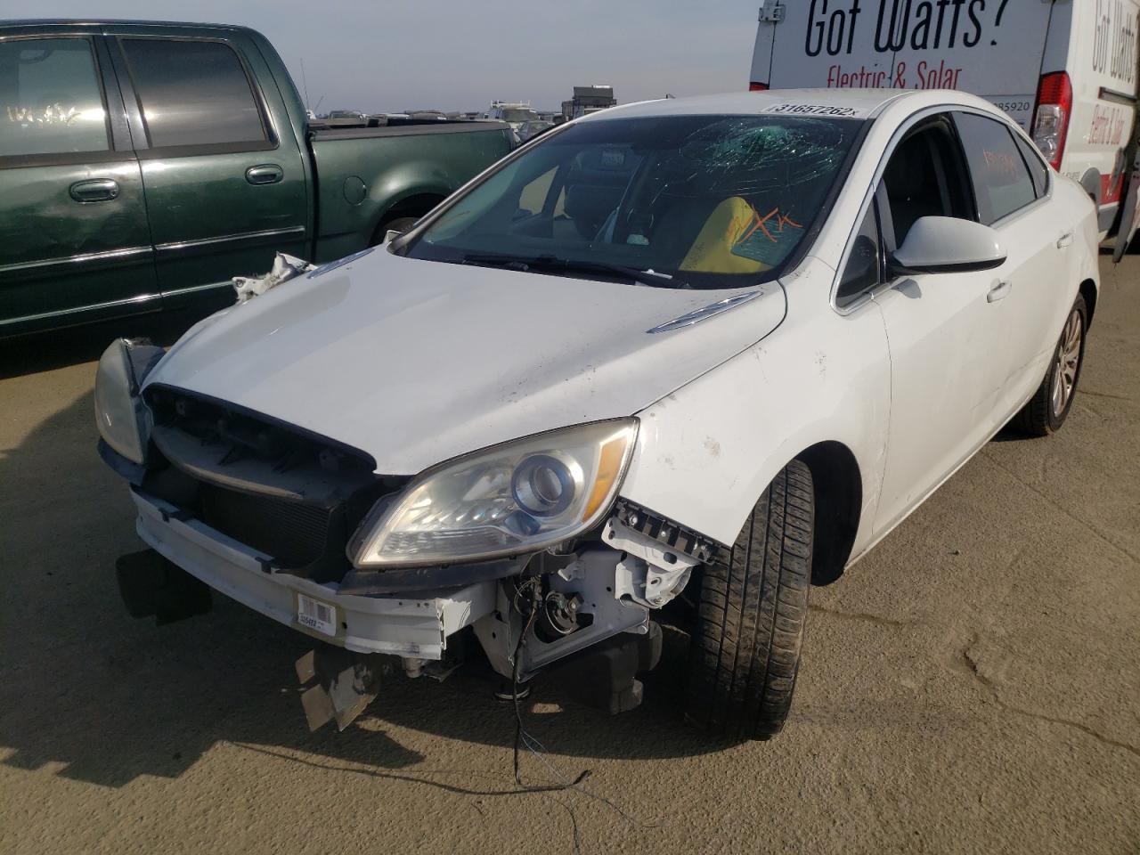 Photo 2 from auction – 2015 BUICK VERANO with VIN 1G4PP5SK3F4196924