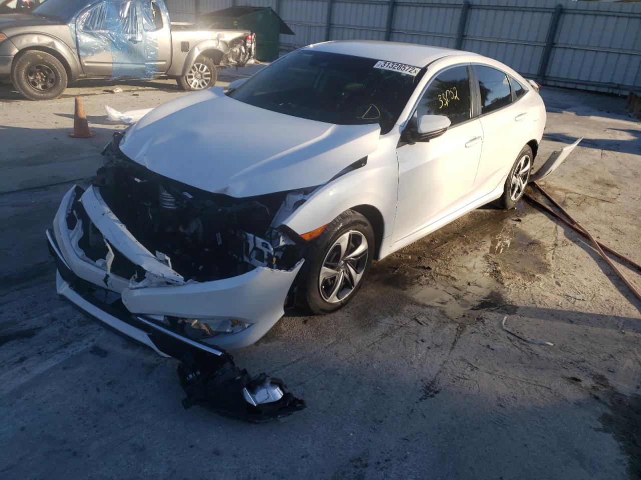Photo 2 from auction – 2020 HONDA CIVIC LX with VIN 19XFC2F66LE004932
