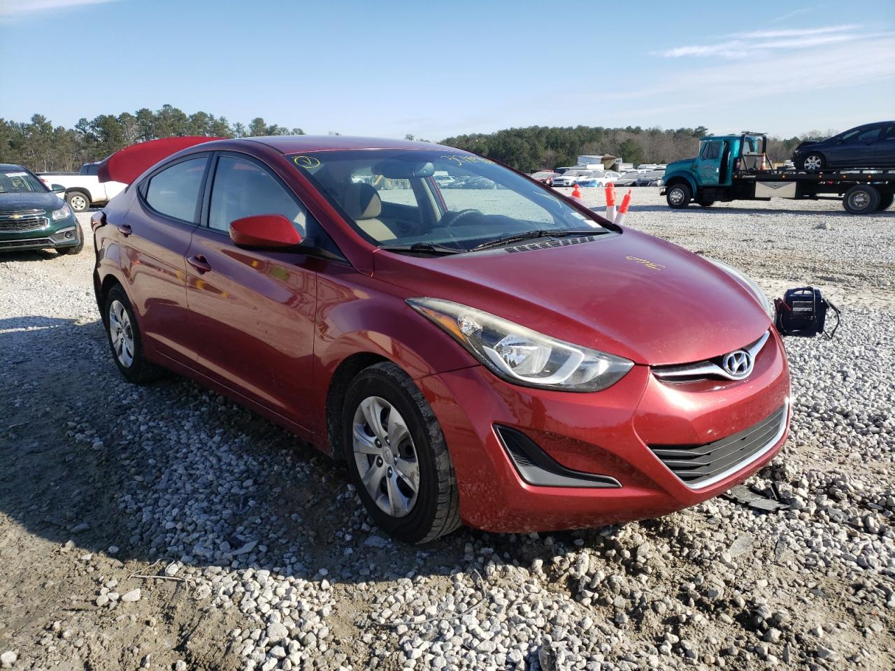 HYUNDAI ELANTRA SE 2016 with VIN 5NPDH4AE7GH760774 - Photo from auction
