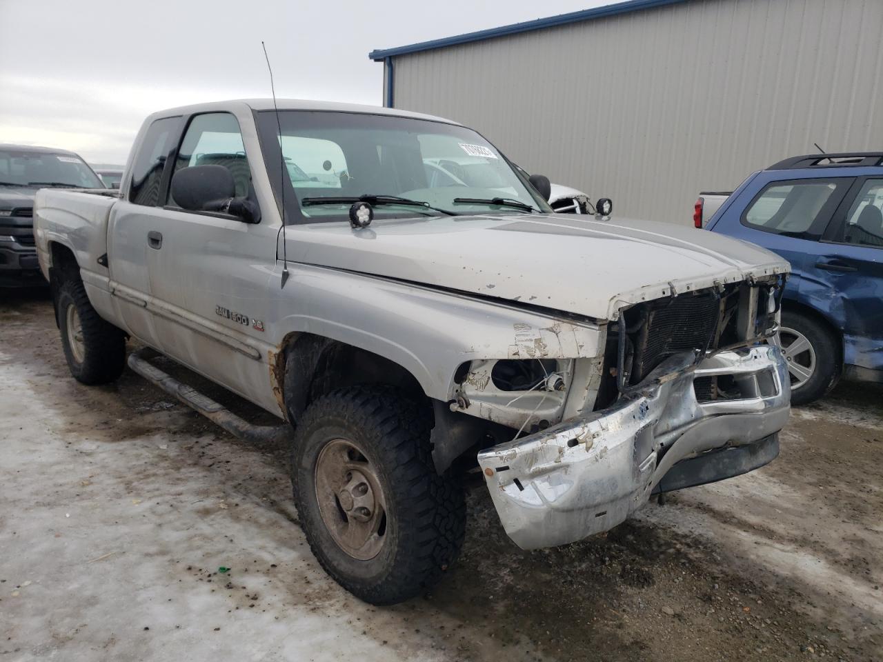 DODGE RAM 1500 2001 with VIN 3B7HF13Z11G236817 - Photo from auction