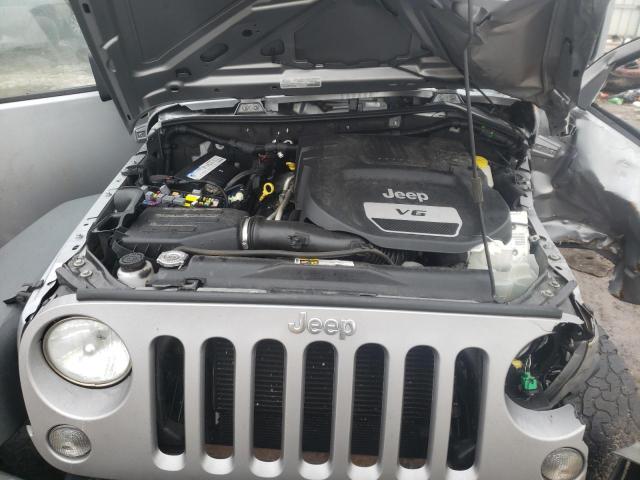 Photo 7 from auction – 2015 JEEP WRANGLER U with VIN 1C4BJWDG7FL652721