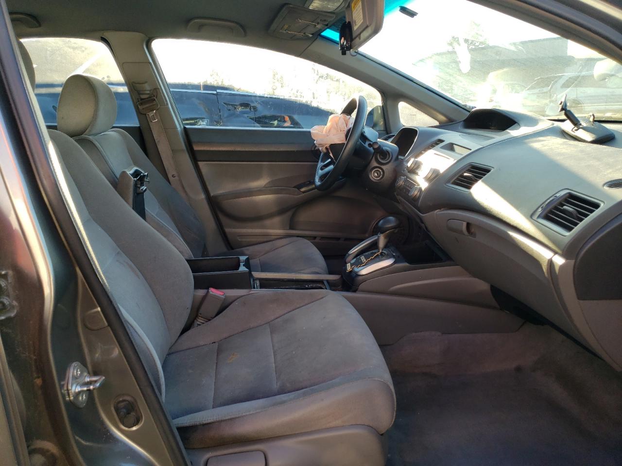 Photo 5 from auction – 2008 HONDA CIVIC LX with VIN 2HGFA16588H306906