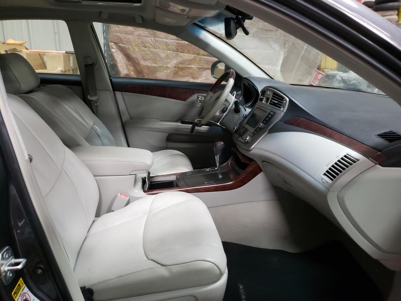 Photo 5 from auction – 2011 TOYOTA AVALON with VIN 4T1BK3DB0BU425130