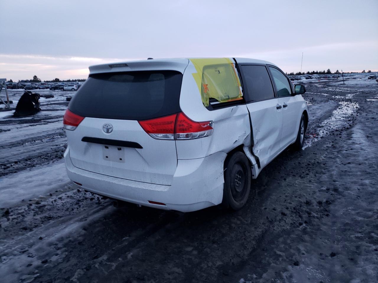 Photo 4 from auction – 2013 TOYOTA SIENNA with VIN 5TDZK3DC0DS364610