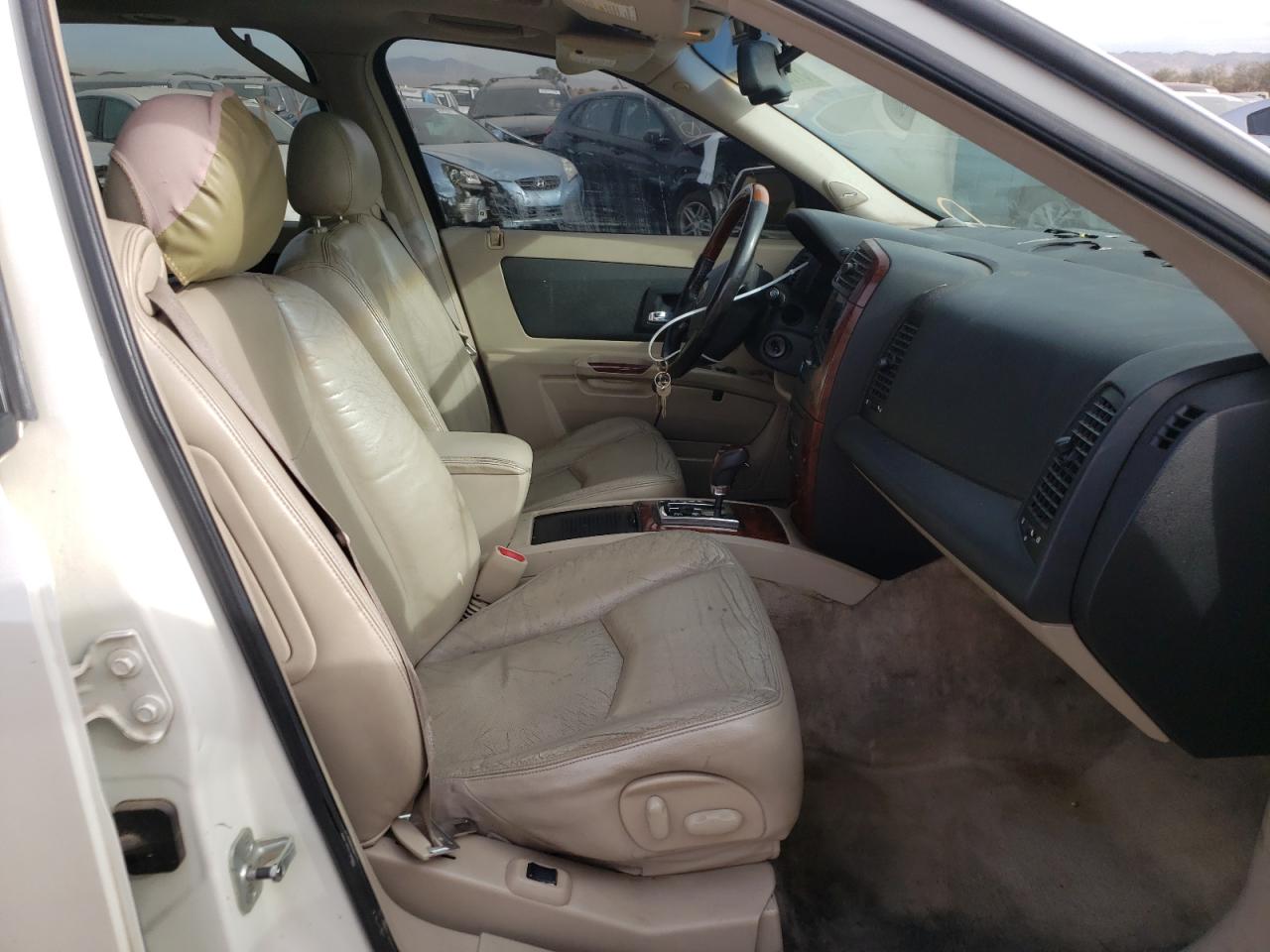 Photo 5 from auction – 2005 CADILLAC SRX with VIN 1GYEE637350166730