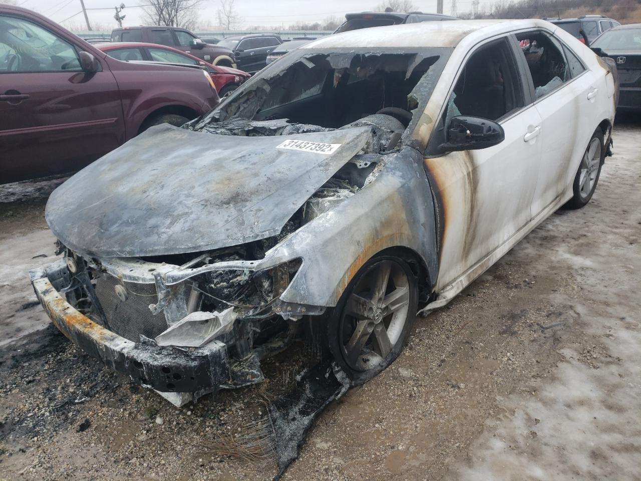 Photo 2 from auction – 2014 TOYOTA CAMRY L with VIN 4T1BF1FK7EU401143