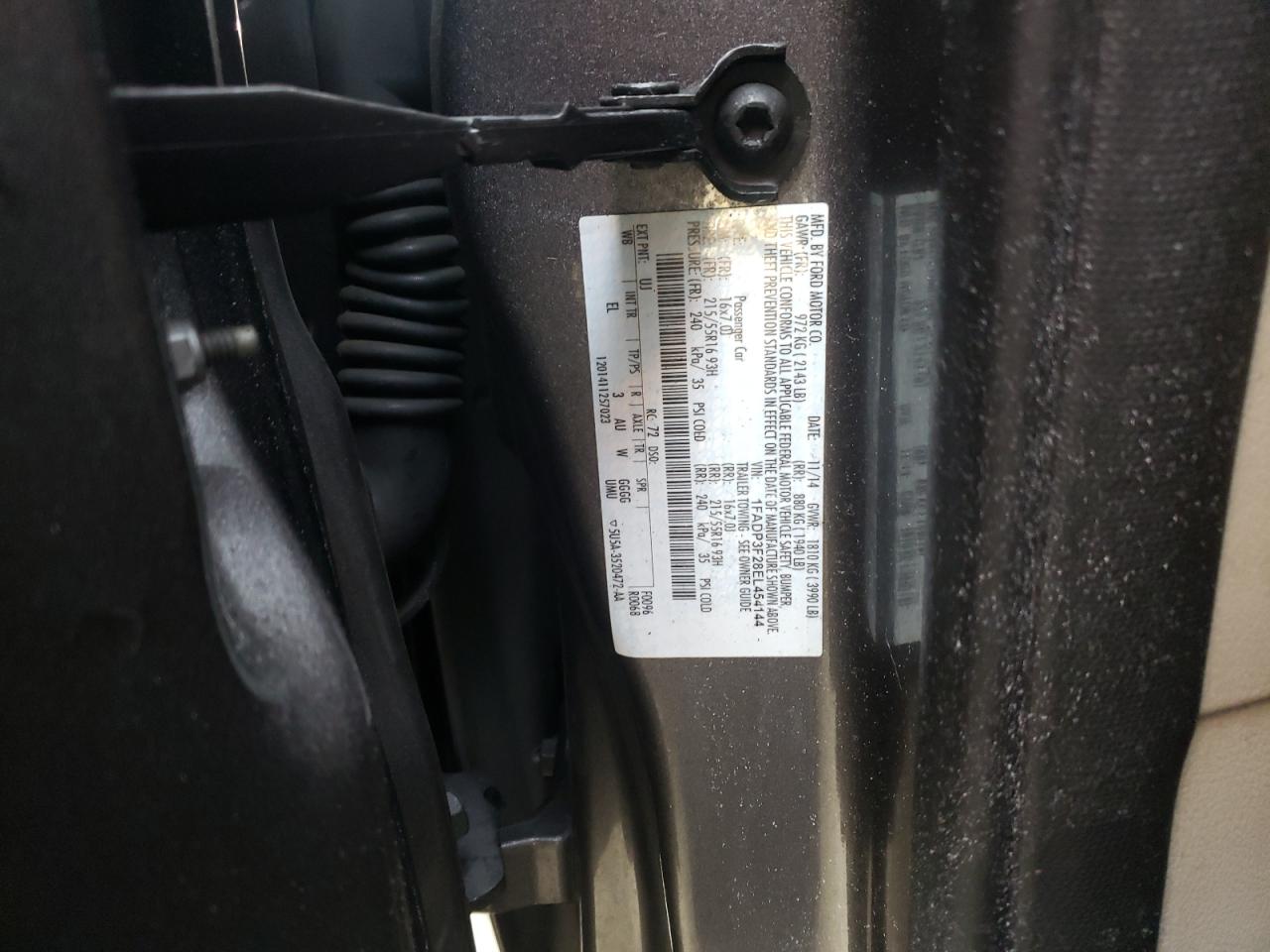 Photo 10 from auction – 2014 FORD FOCUS SE with VIN 1FADP3F28EL454144