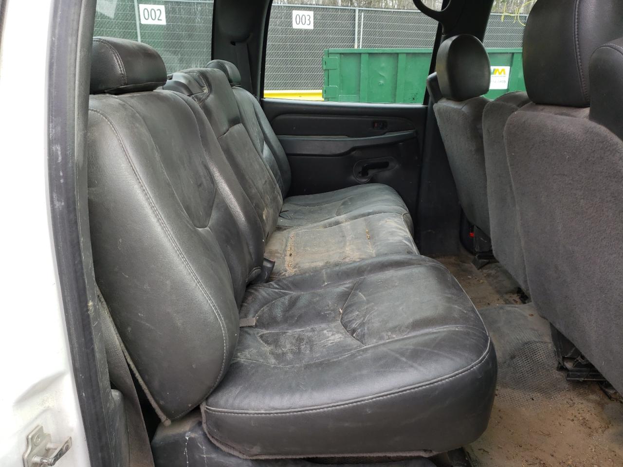 Foto 6 de la subasta – 2005 GMC SIERRA C25 con VIN 1GTHC23U45F804956