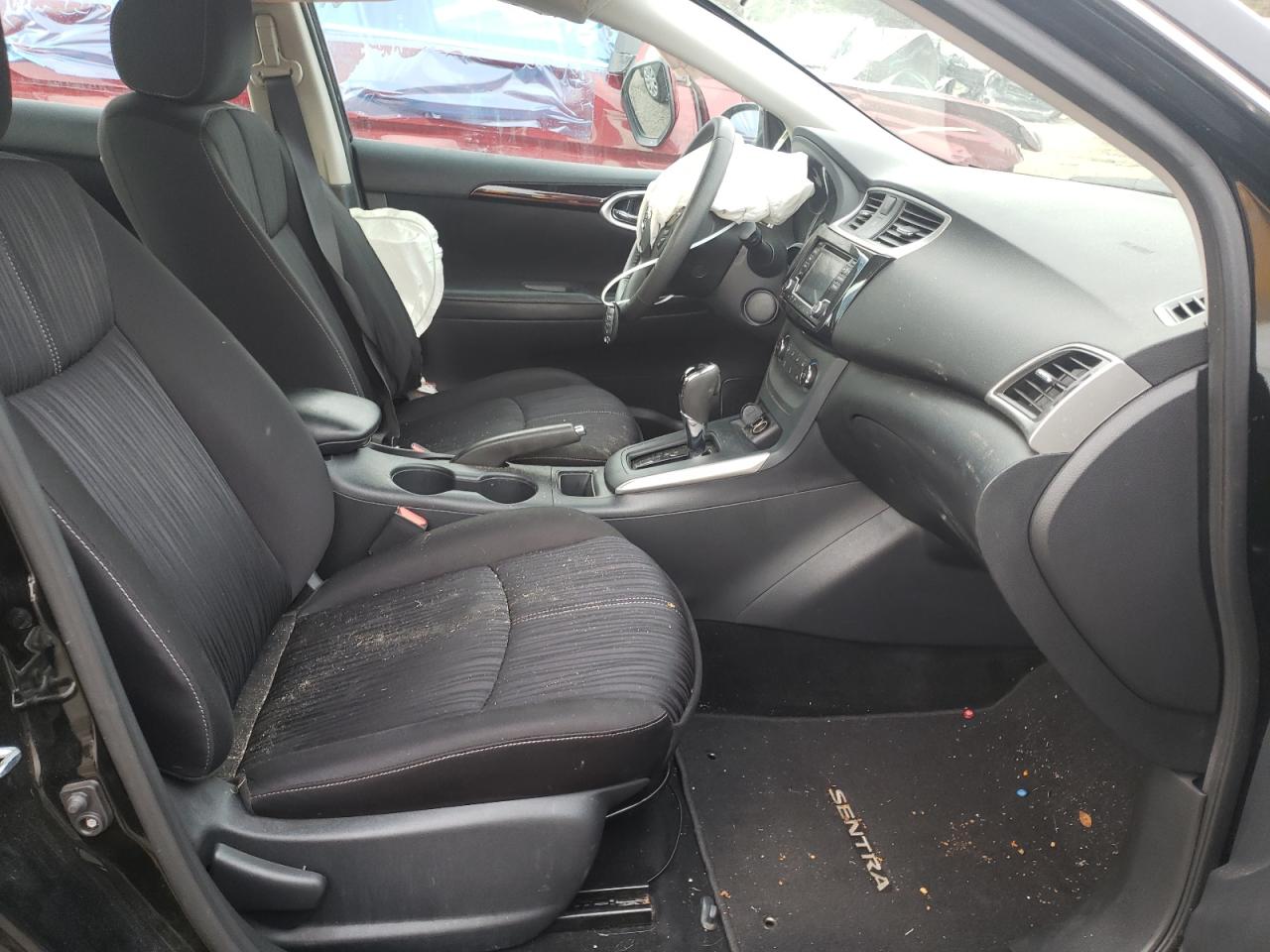 Photo 5 from auction – 2017 NISSAN SENTRA S with VIN 3N1AB7AP0HY375877