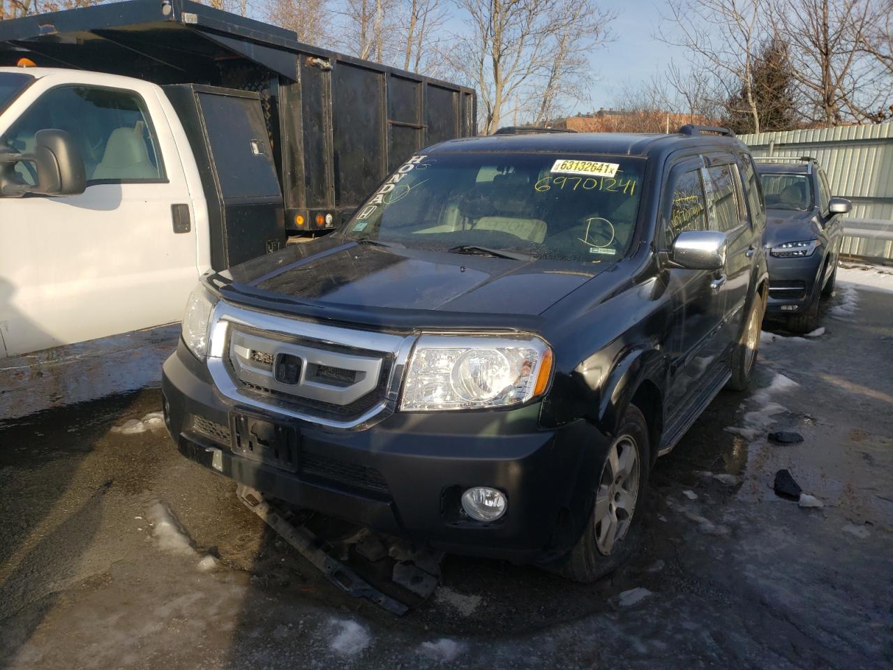 Photo 2 from auction – 2011 HONDA with VIN 5FNYF4H46BB021276
