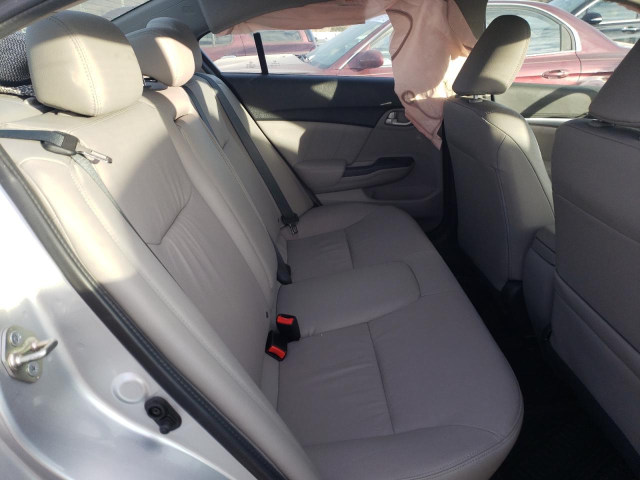 Photo 6 from auction – 2014 HONDA CIVIC EXL with VIN 19XFB2F91EE046005