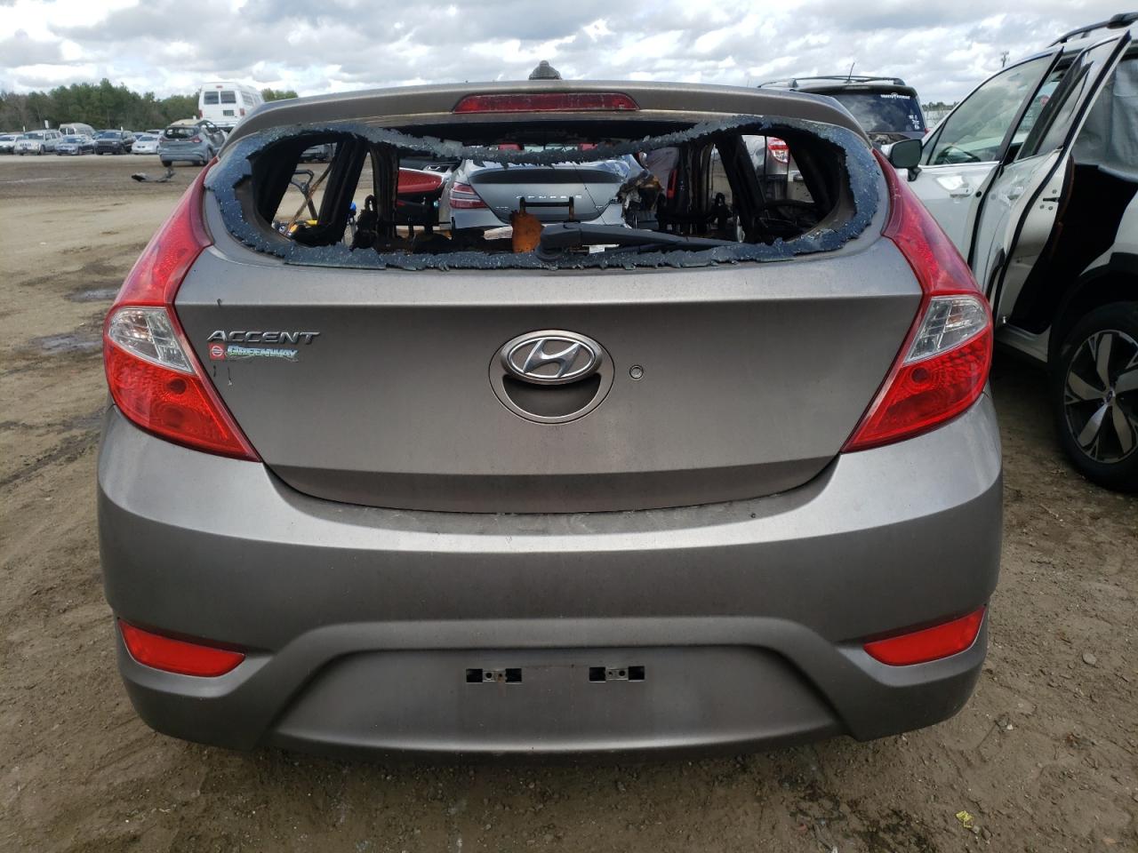 Photo 10 from auction – 2014 HYUNDAI ACCENT GLS with VIN KMHCT5AEXEU141598