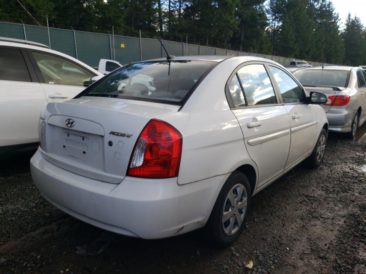 Photo 4 from auction – 2009 HYUNDAI ACCENT GLS with VIN KMHCN46C19U338550