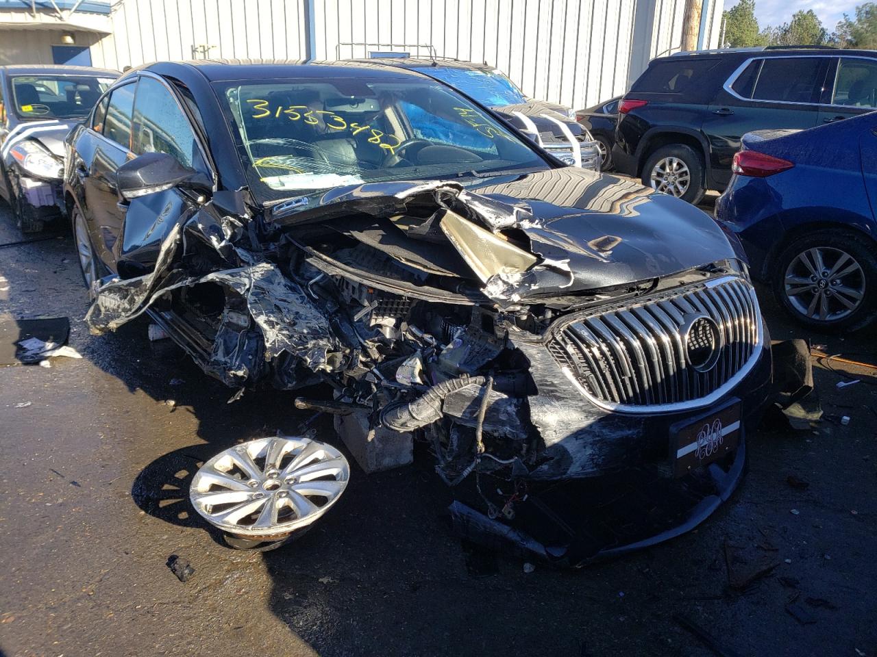 BUICK LACROSSE 2014 with VIN 1G4GB5G33EF220402 - Photo from auction