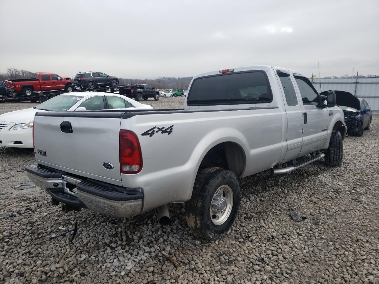 Photo 4 from auction – 2003 FORD F250 SUPER with VIN 1FTNX21F53EB04734