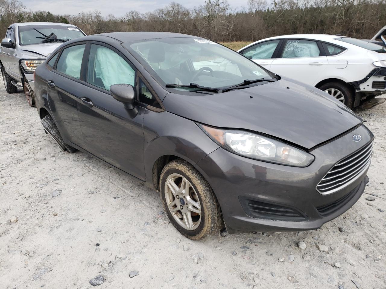 FORD FIESTA SE 2018 with VIN 3FADP4BJ1JM109307 - Photo from auction