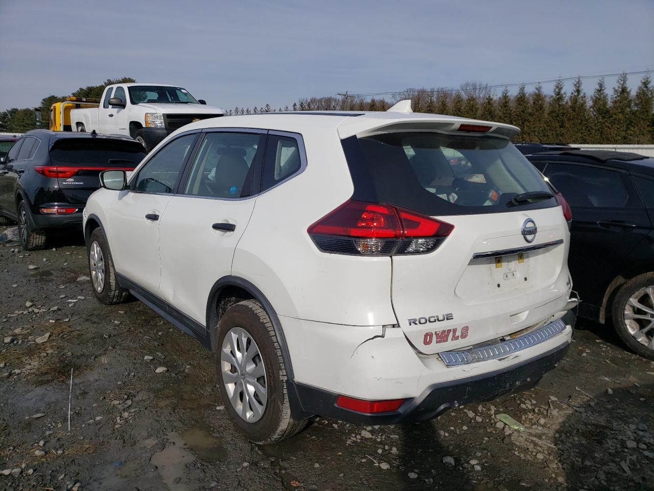 Photo 3 from auction – 2018 NISSAN ROGUE S with VIN KNMAT2MV8JP590972