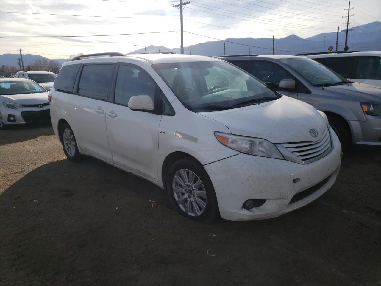 Photo 1 from auction – 2017 TOYOTA SIENNA LE with VIN 5TDJZ3DC6HS162417