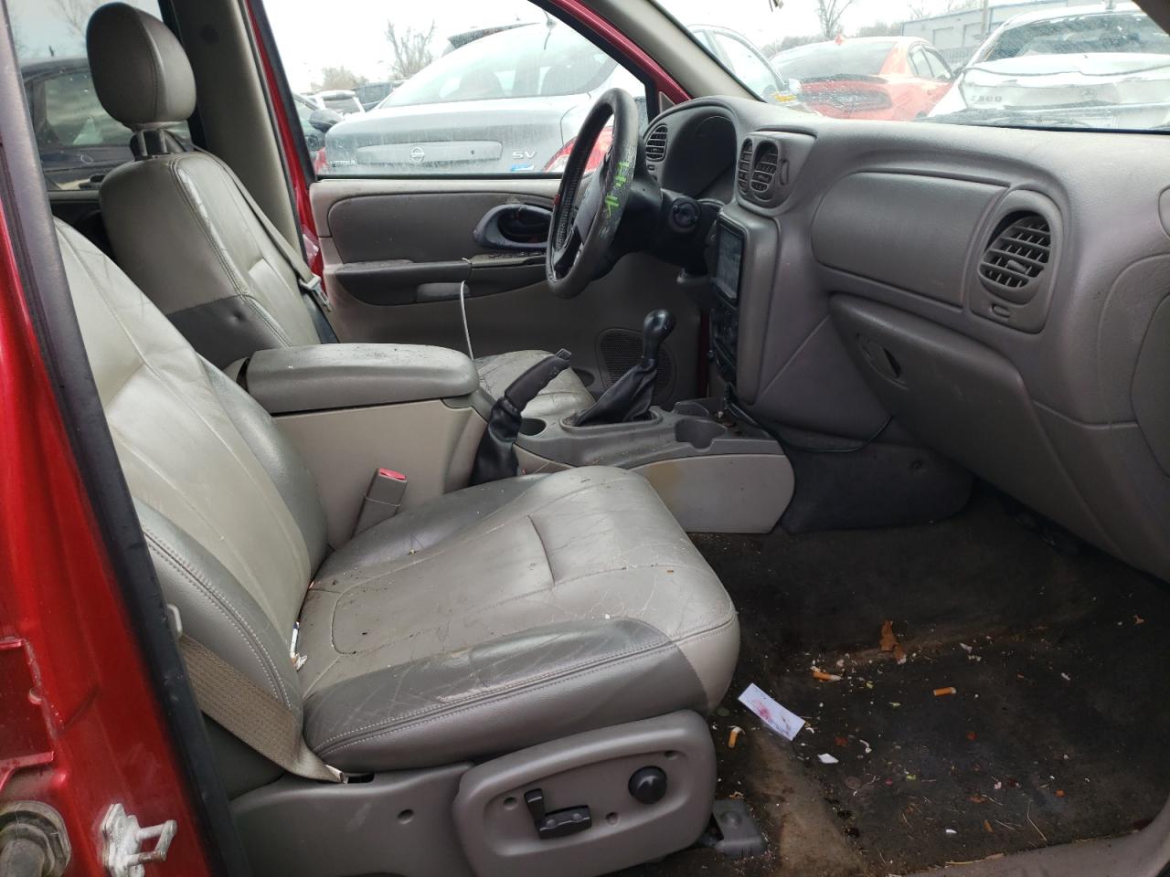 Photo 5 from auction – 2004 CHEVROLET TRAILBLAZE with VIN 1GNDT13S942342611
