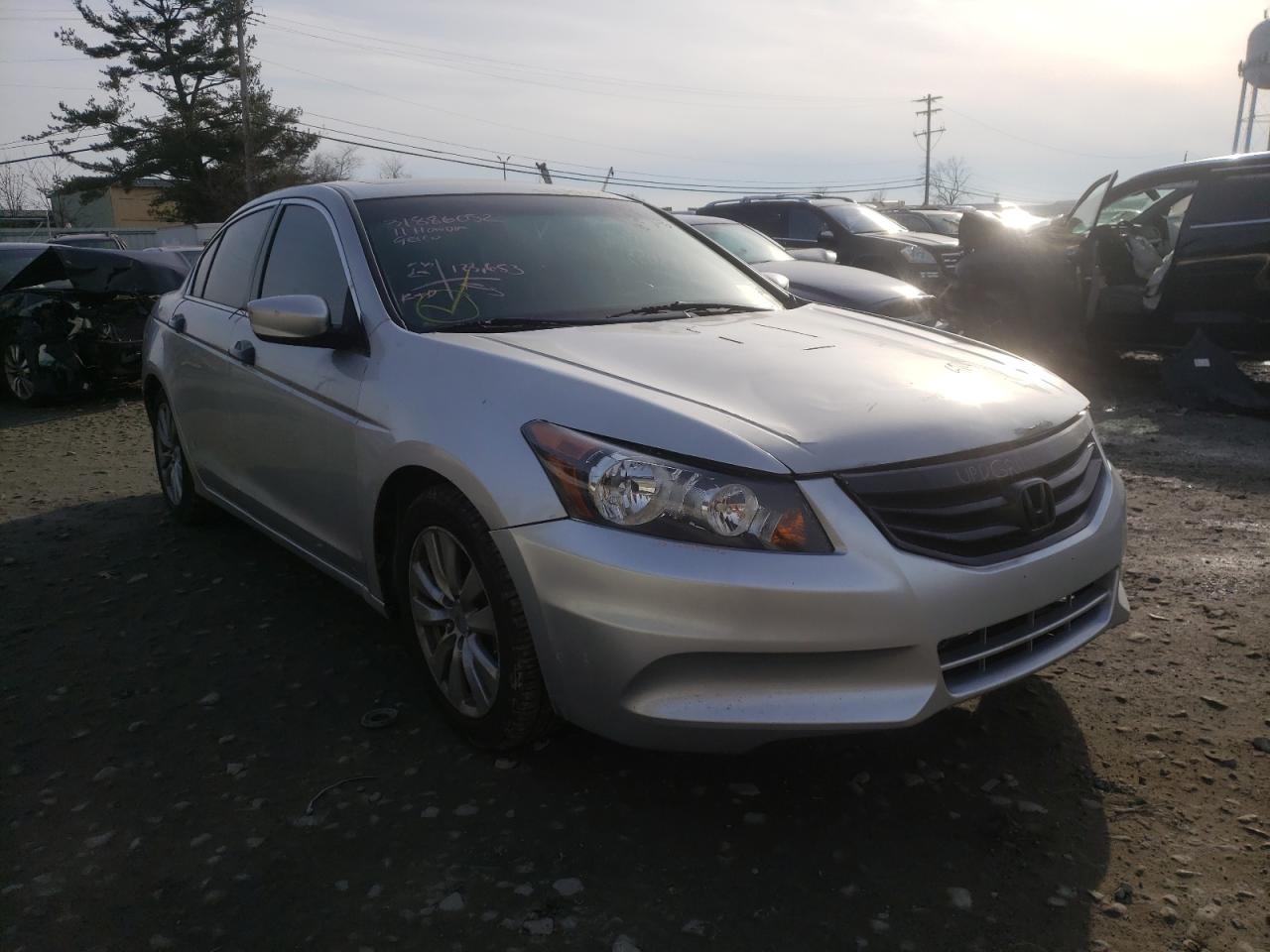 HONDA ACCORD EXL 2011 with VIN 1HGCP2F81BA084720 - Photo from auction
