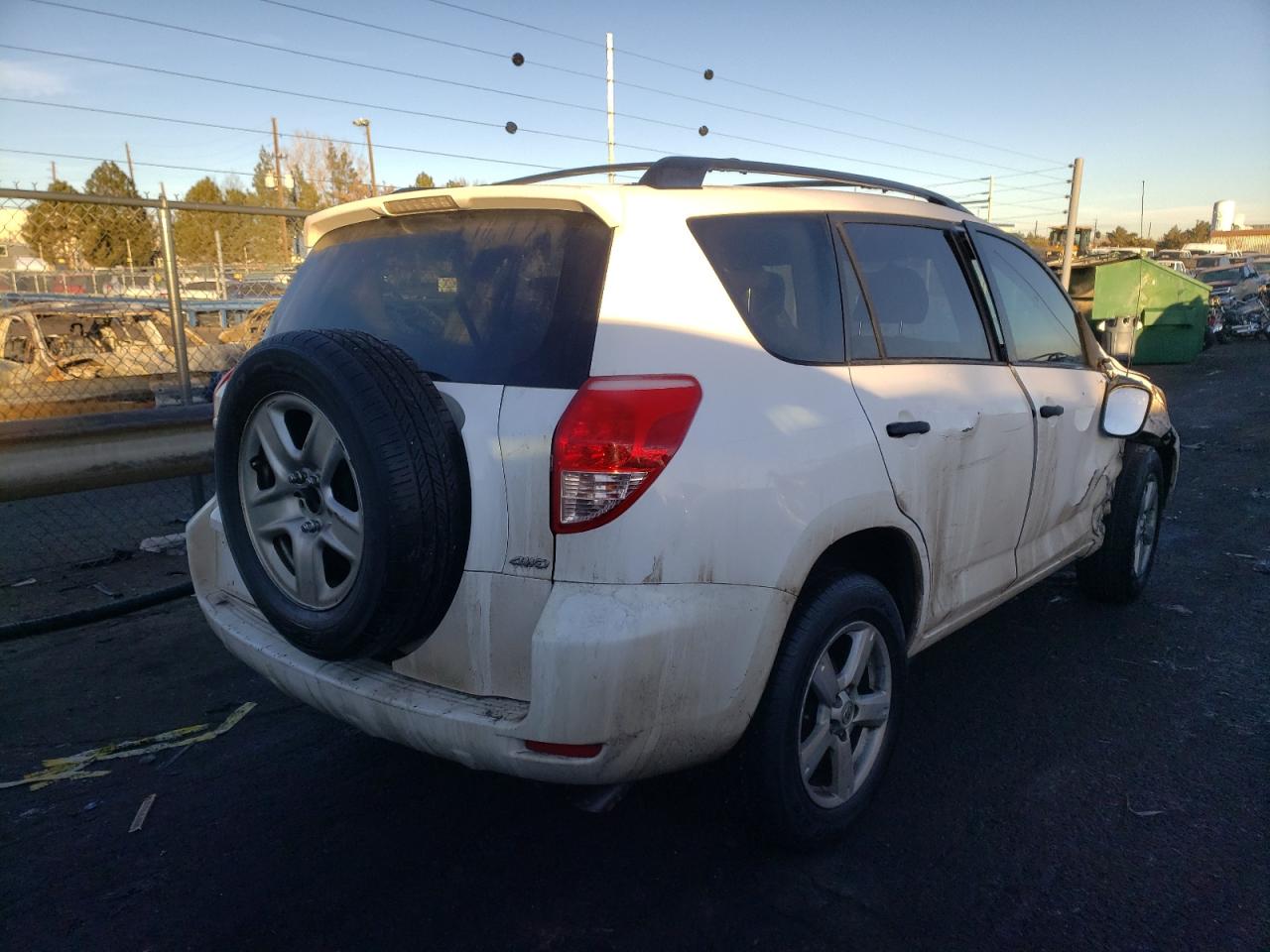 Photo 4 from auction – 2007 TOYOTA RAV4 with VIN JTMBK33V075015087