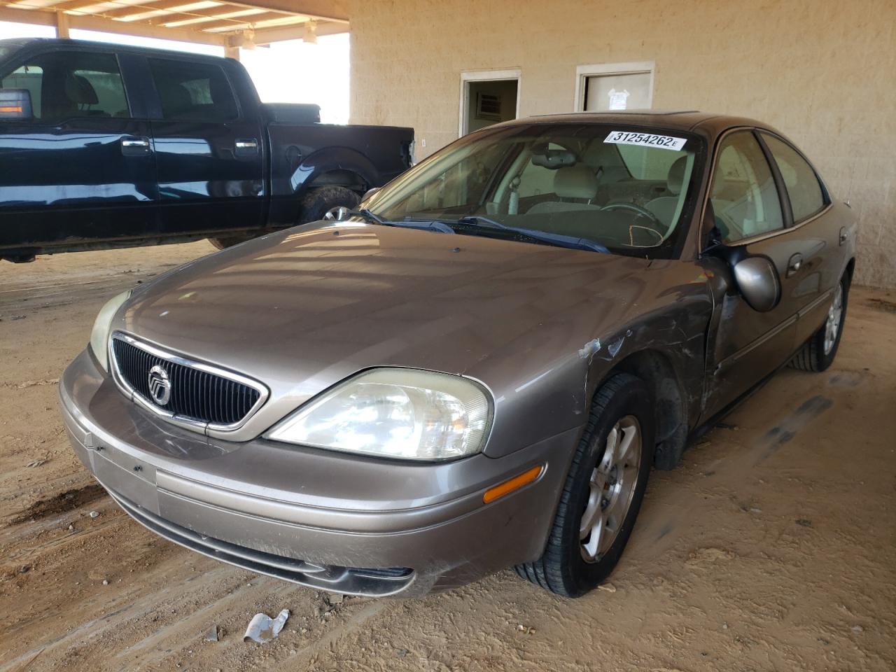 Photo 2 from auction – 2002 MERCURY SABLE GS with VIN 1MEFM50U42A620814