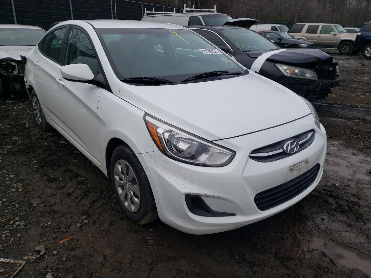 HYUNDAI ACCENT SE 2017 with VIN KMHCT4AE1HU292831 - Photo from auction