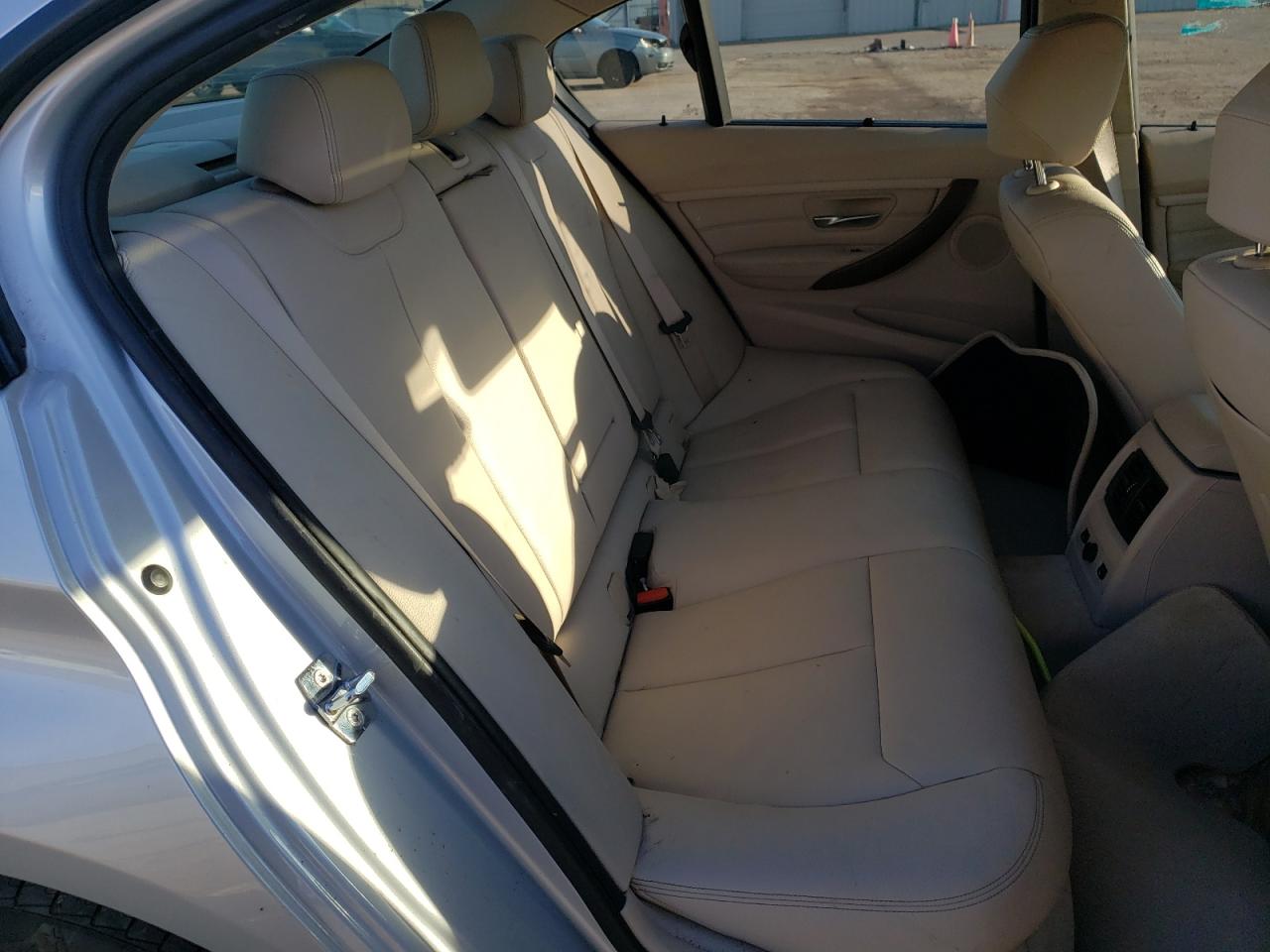 Photo 6 from auction – 2012 BMW 328 I with VIN WBA3A5C5XCF256000
