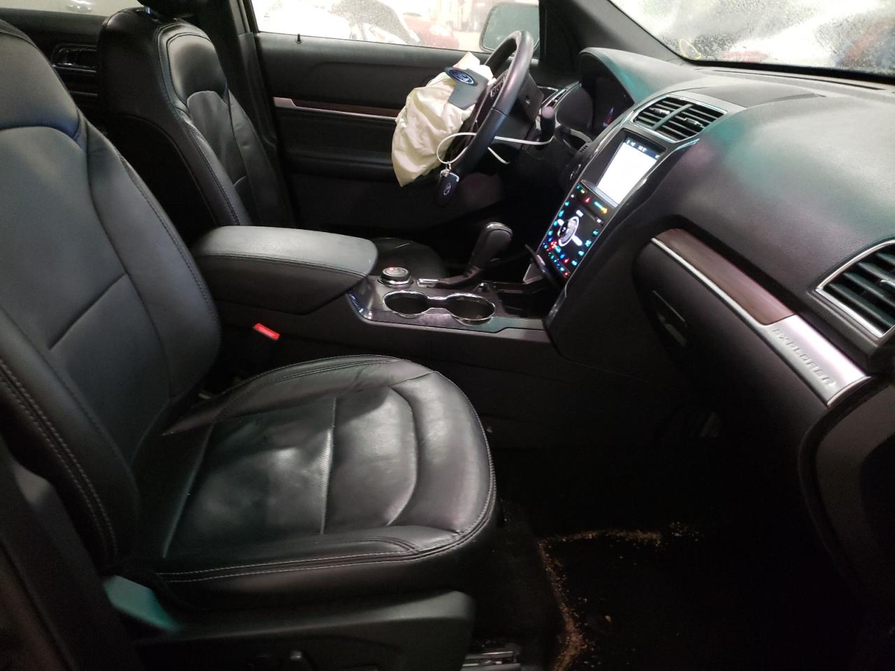 Photo 5 from auction – 2019 FORD EXPLORER 4 with VIN 1FM5K8F82KGB42061
