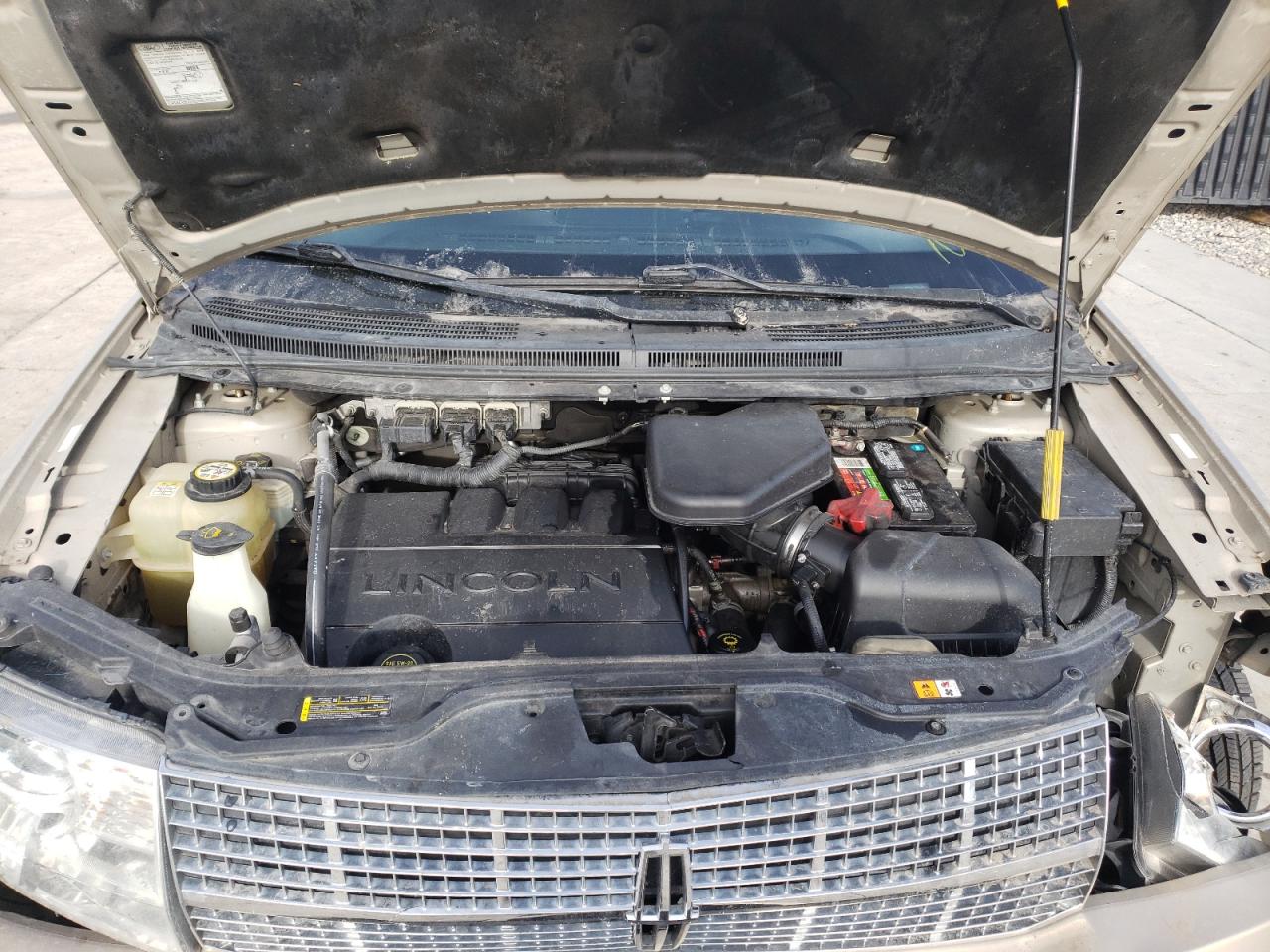 Photo 7 from auction – 2007 LINCOLN MKX with VIN 2LMDU88C97BJ08662