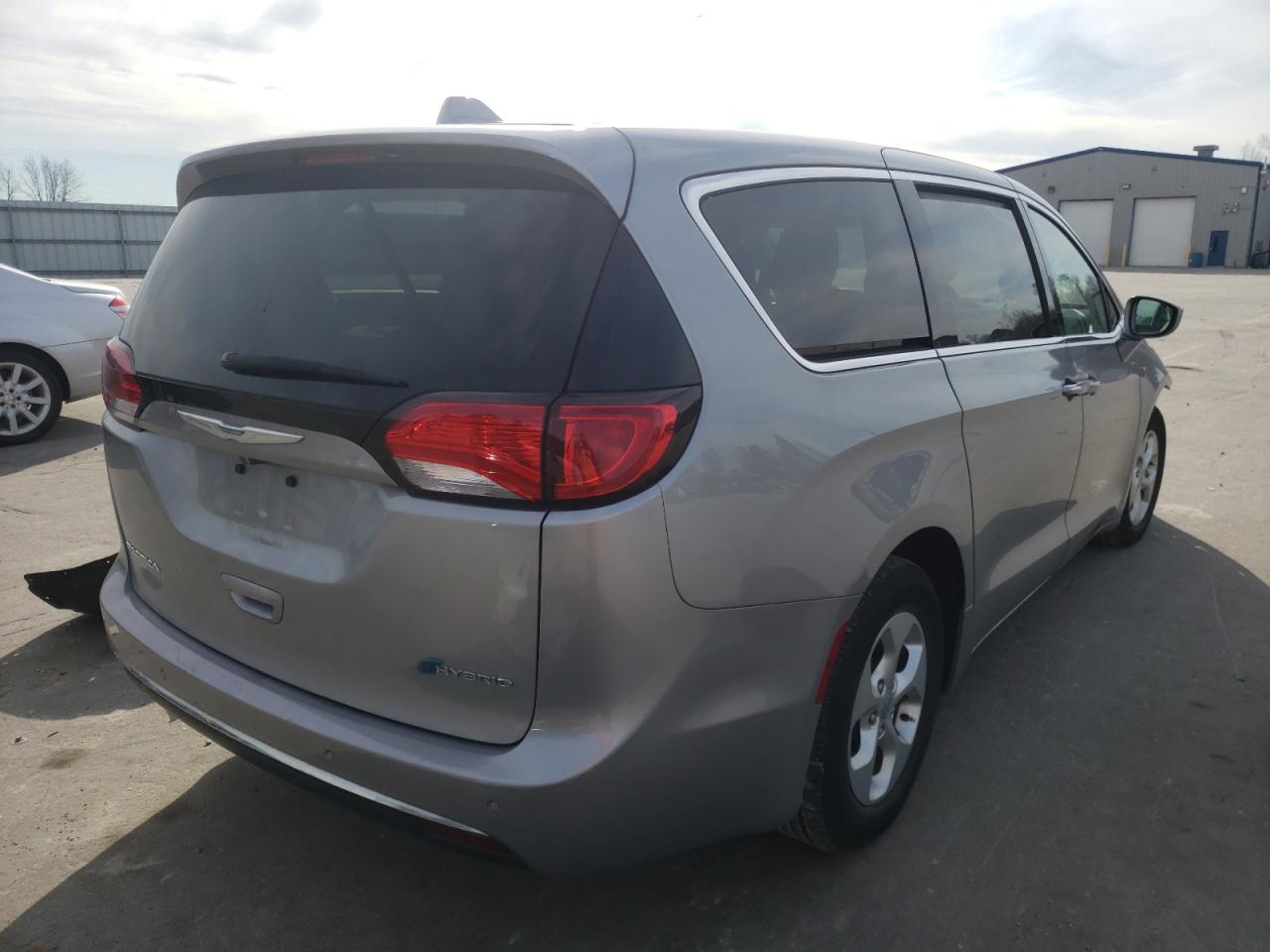 Photo 4 from auction – 2018 CHRYSLER PACIFICA H with VIN 2C4RC1H76JR126974