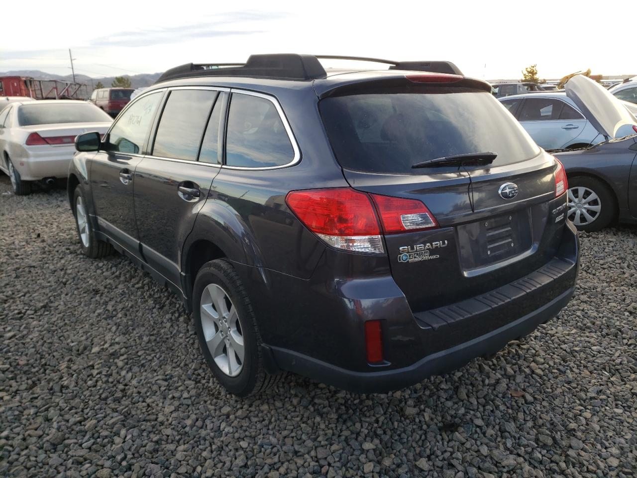 Photo 3 from auction – 2013 SUBARU OUTBACK 2. with VIN 4S4BRBCCXD3281899