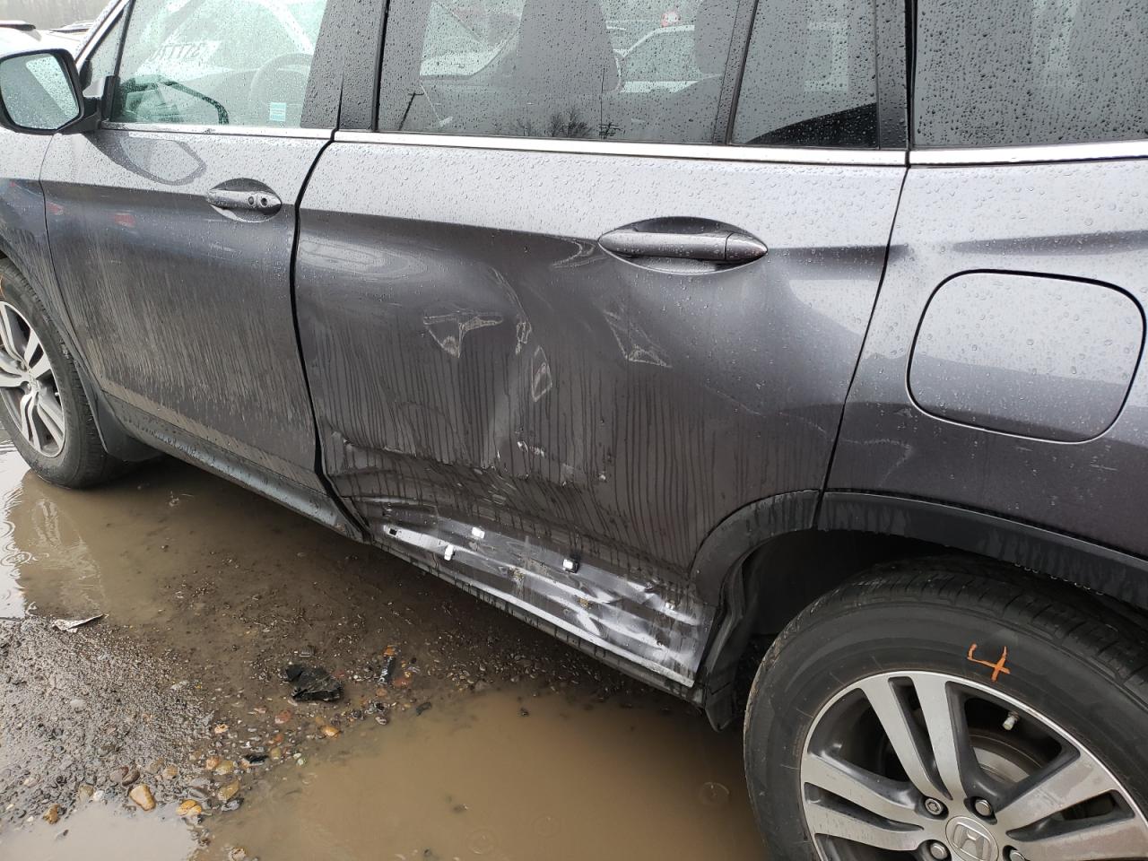 Photo 9 from auction – 2018 HONDA PILOT EXL with VIN 5FNYF6H63JB006942