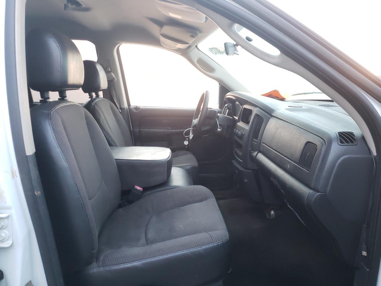 Photo 5 from auction – 2005 DODGE RAM 1500 S with VIN 1D7HA18N95J510585