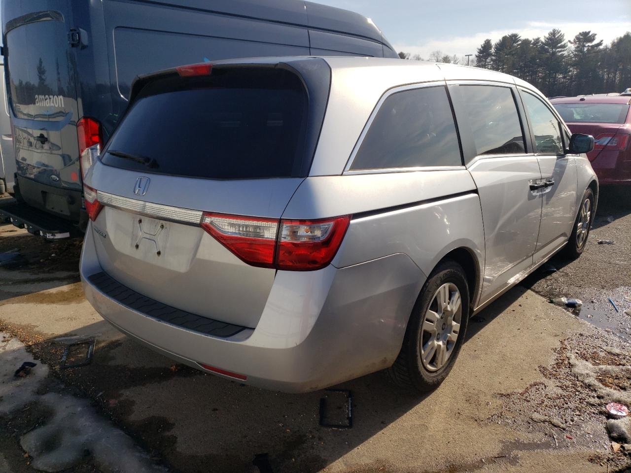 Photo 4 from auction – 2011 HONDA ODYSSEY LX with VIN 5FNRL5H24BB069635