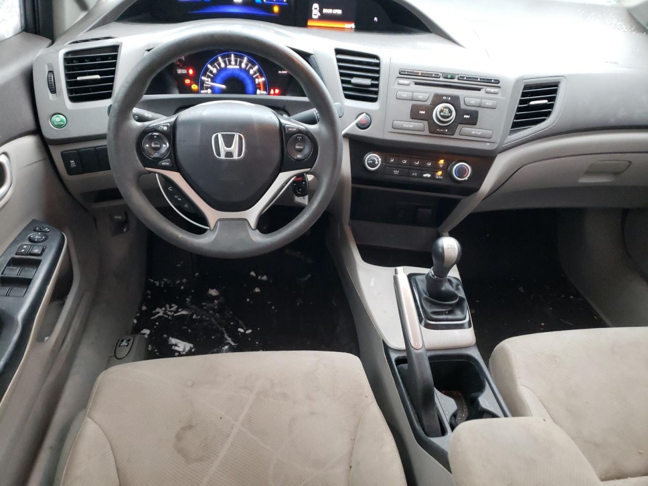 Photo 9 from auction – 2012 HONDA CIVIC LX with VIN 2HGFB2E49CH019093