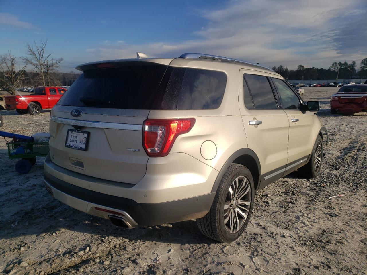 Photo 4 from auction – 2017 FORD EXPLORER P with VIN 1FM5K8HT9HGA72939