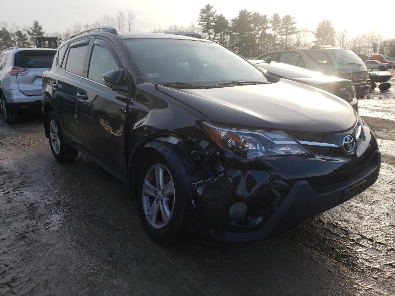 Photo 1 from auction – 2014 TOYOTA RAV4 XLE with VIN 2T3RFREV9EW165000