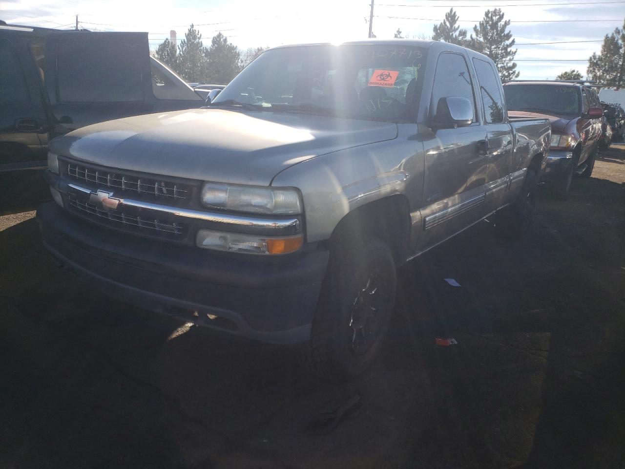 Photo 2 from auction – 2002 CHEVROLET SILVERADO with VIN 1GCEK19T22E187329