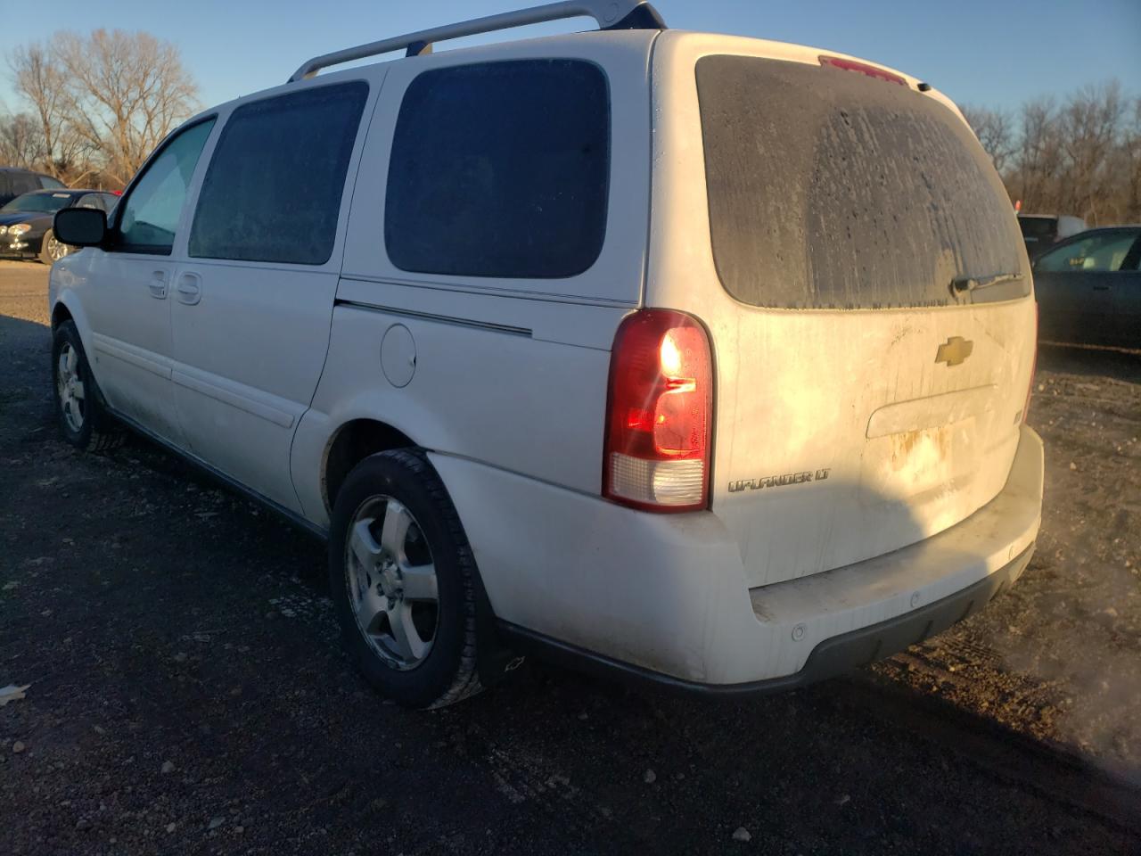 Photo 3 from auction – 2007 CHEVROLET UPLANDER L with VIN 1GNDV33157D117026