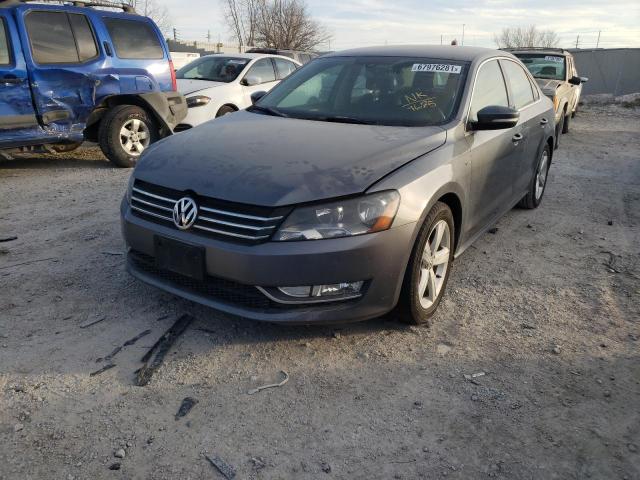 Photo 2 from auction – 2015 VOLKSWAGEN PASSAT S with VIN 1VWAT7A37FC099675