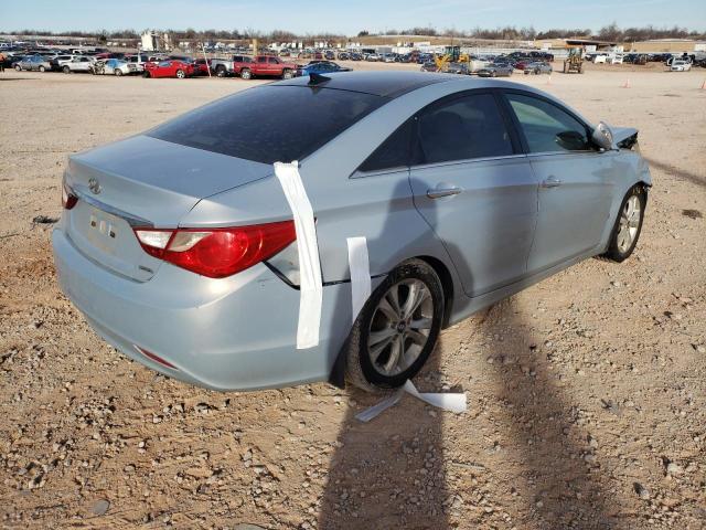 Photo 4 from auction – 2012 HYUNDAI SONATA SE with VIN 5NPEC4AC0CH313831