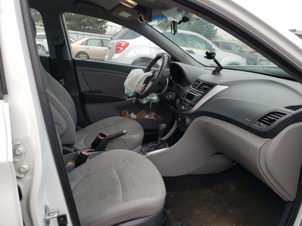 Photo 5 from auction – 2016 HYUNDAI ACCENT SE with VIN KMHCT5AE9GU246037