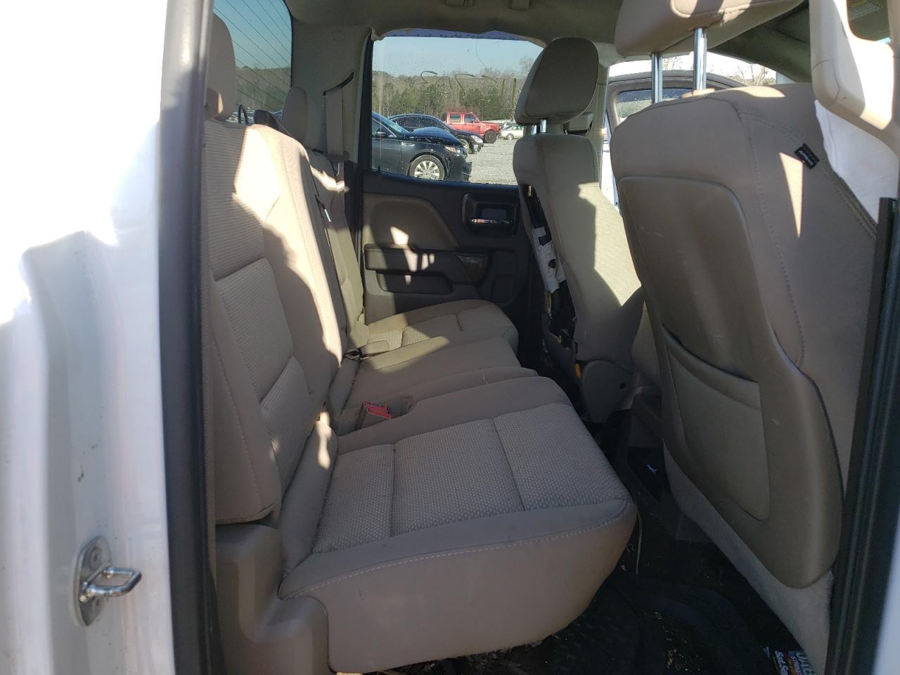 Photo 6 from auction – 2015 CHEVROLET SILVERADO with VIN 1GCRCREC6FZ419285