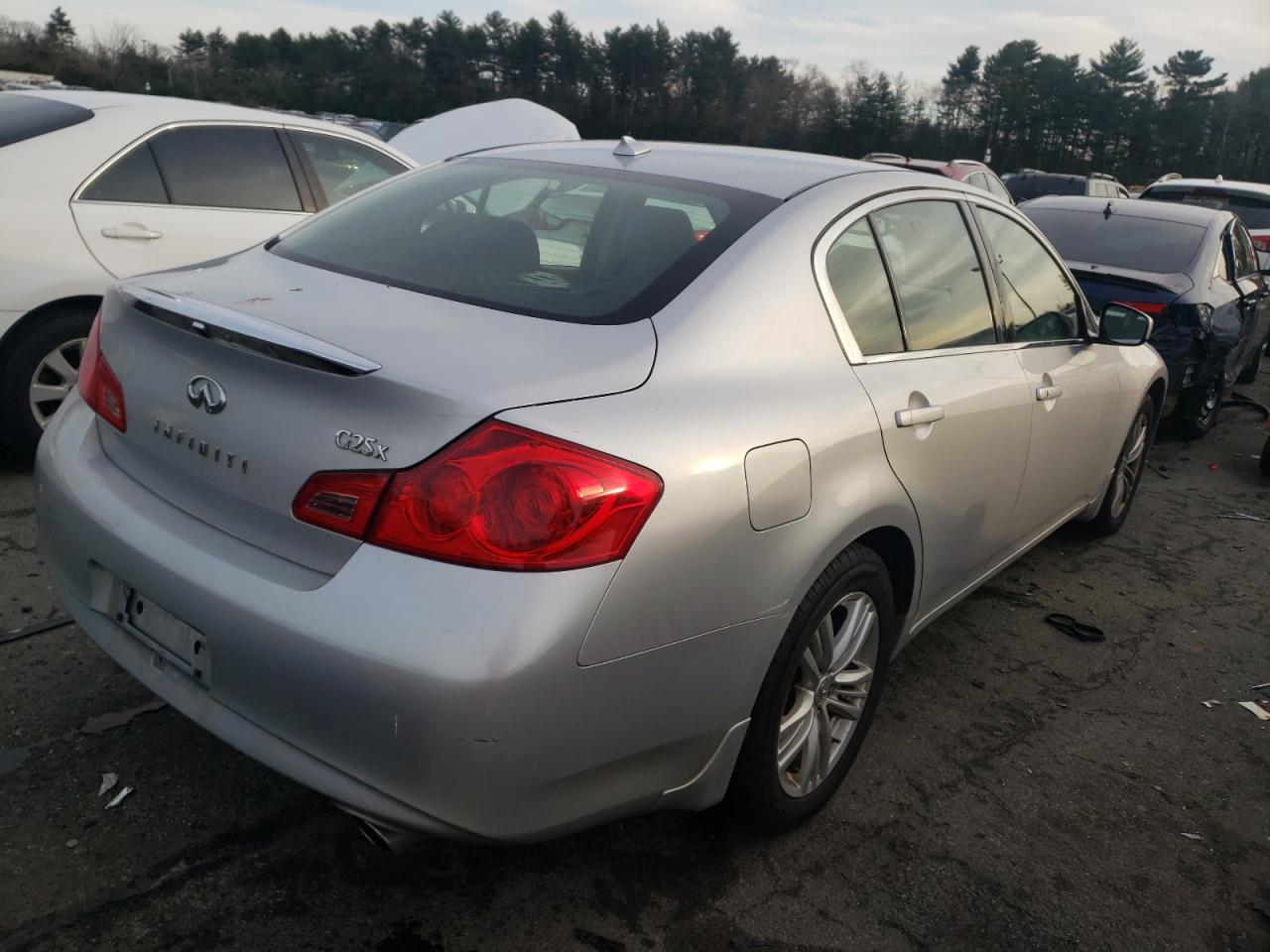 Photo 4 from auction – 2011 INFINITI G25 with VIN JN1DV6AR7BM654365